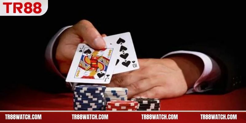  Thời điểm then chốt trong một ván phỏm